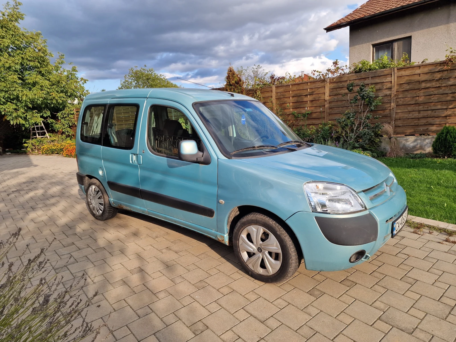 Citroen Berlingo 1.6 hdi - изображение 2