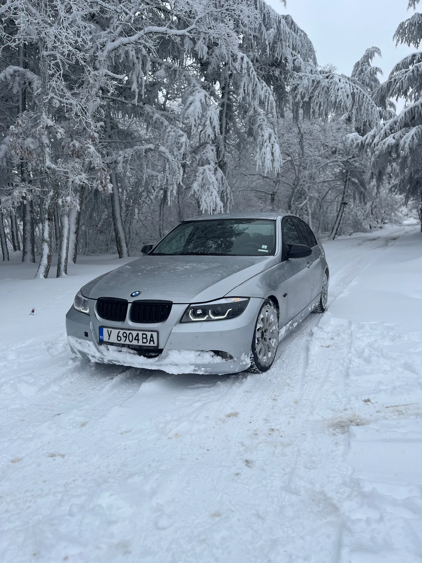 BMW 320  - изображение 7