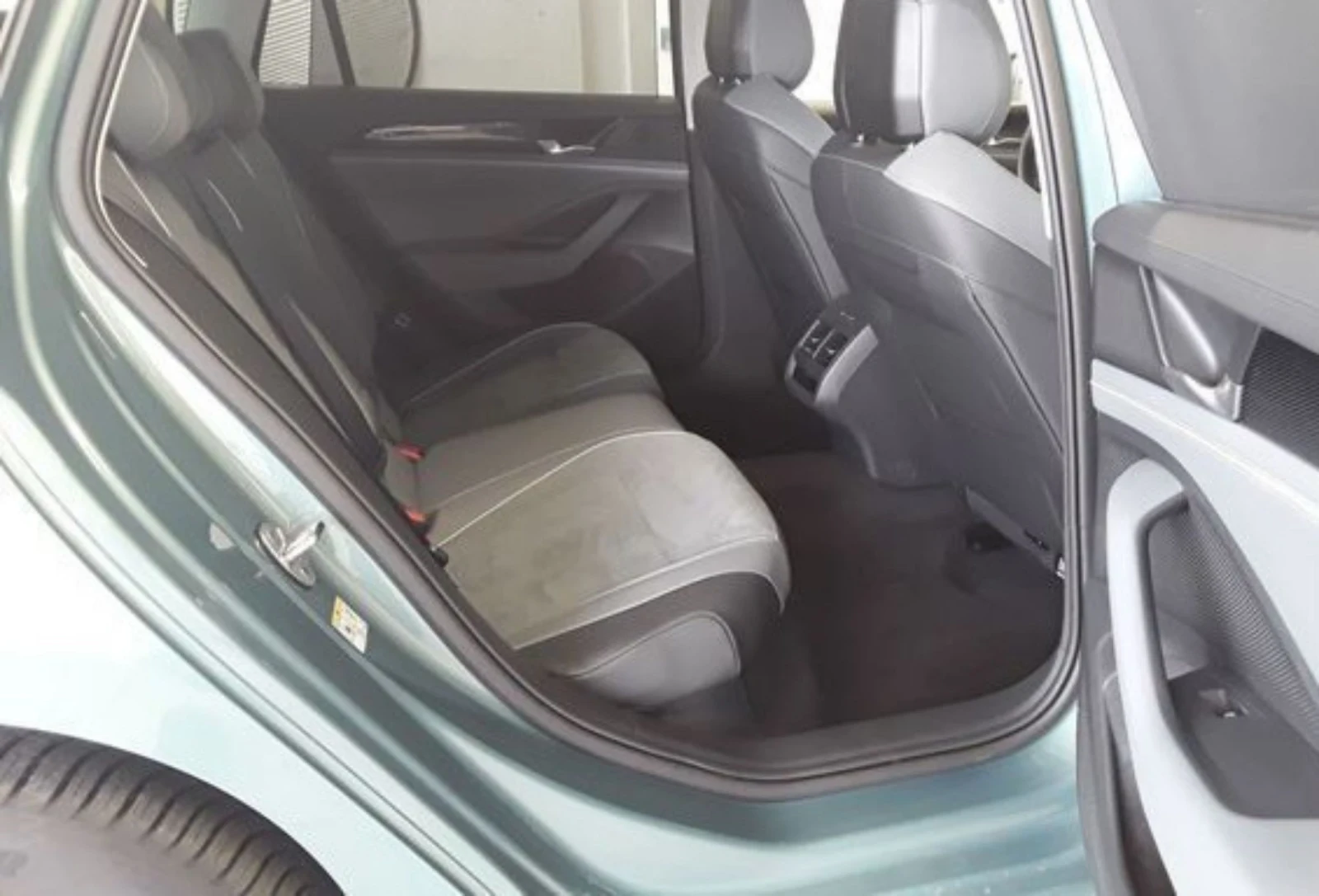 VW Passat VARIANT.2.0 TDI DSG 110KW.KAMERA.LED.NAVI - изображение 6