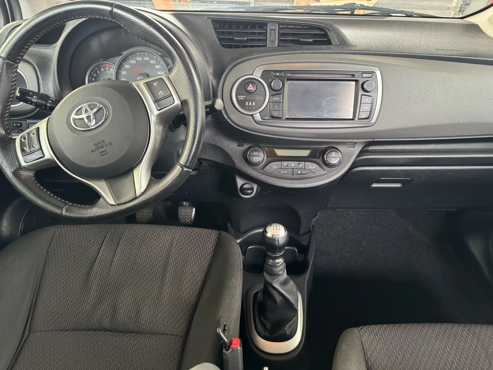 Toyota Yaris Камера за задно виждане - изображение 8