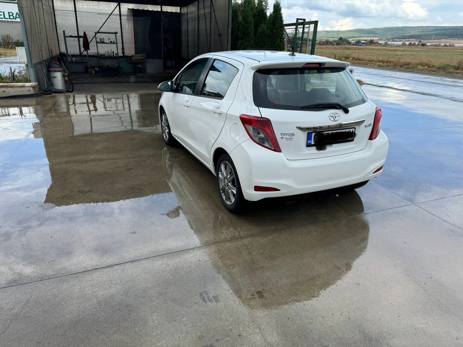 Toyota Yaris Камера за задно виждане - изображение 4