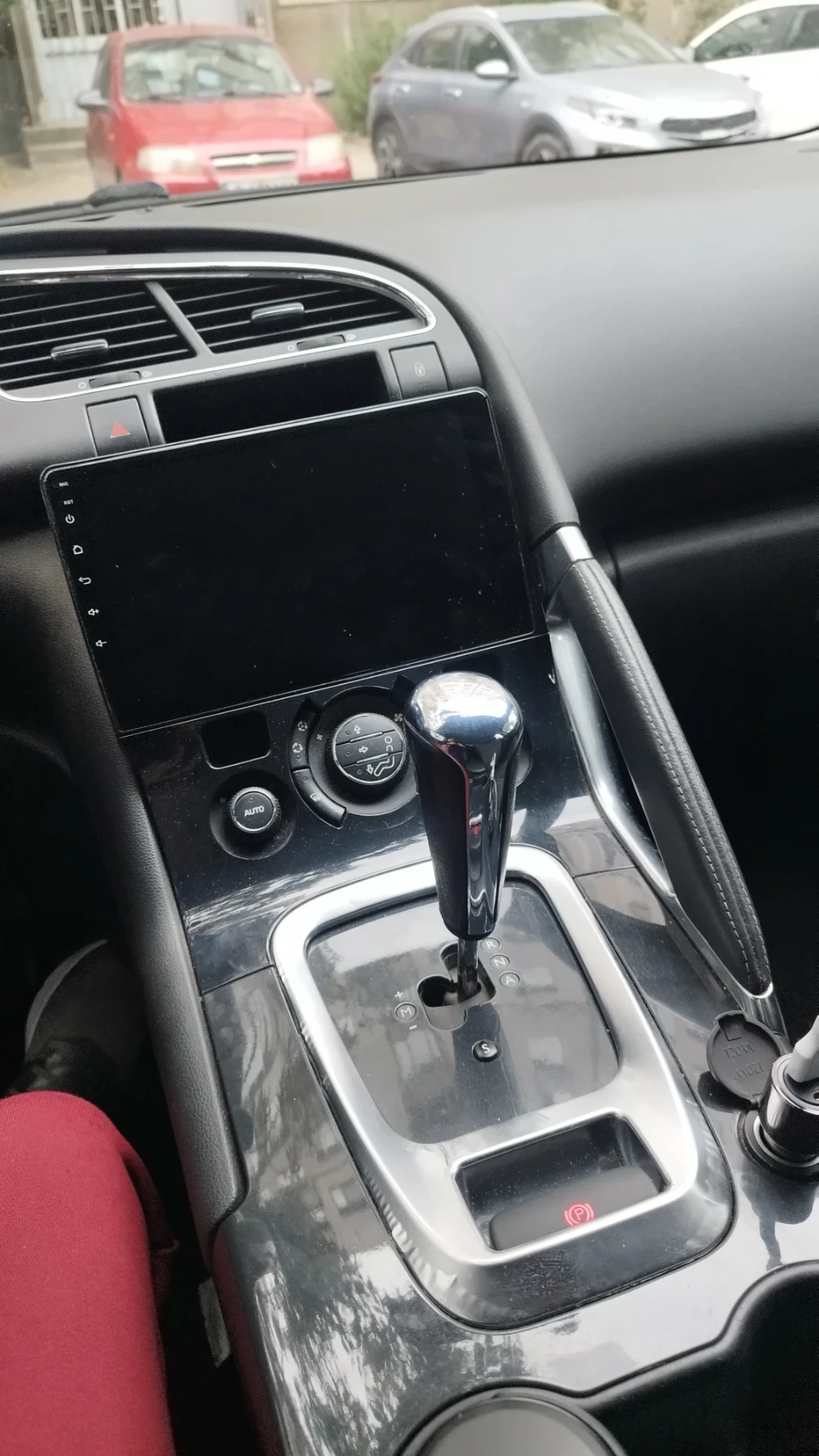 Peugeot 3008 1.6HDI - изображение 5