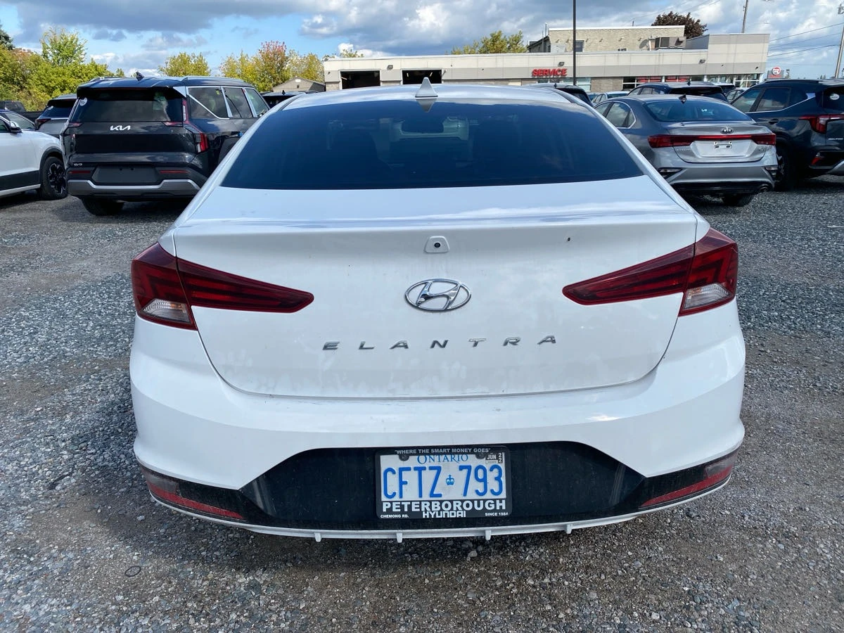 Hyundai Elantra * * CARFAX * * АВТО КРЕДИТ * *  - изображение 5