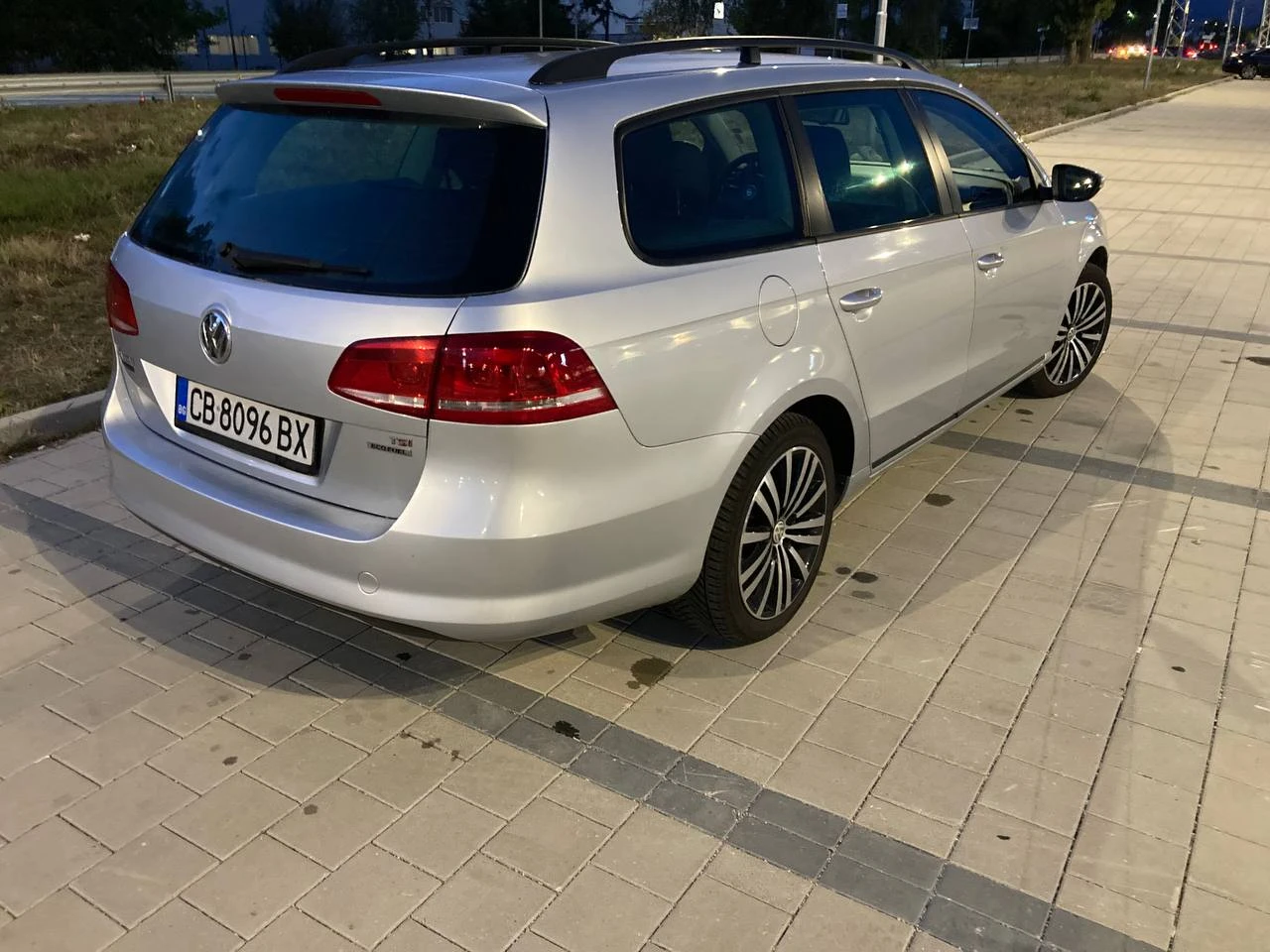 VW Passat B7 - изображение 2