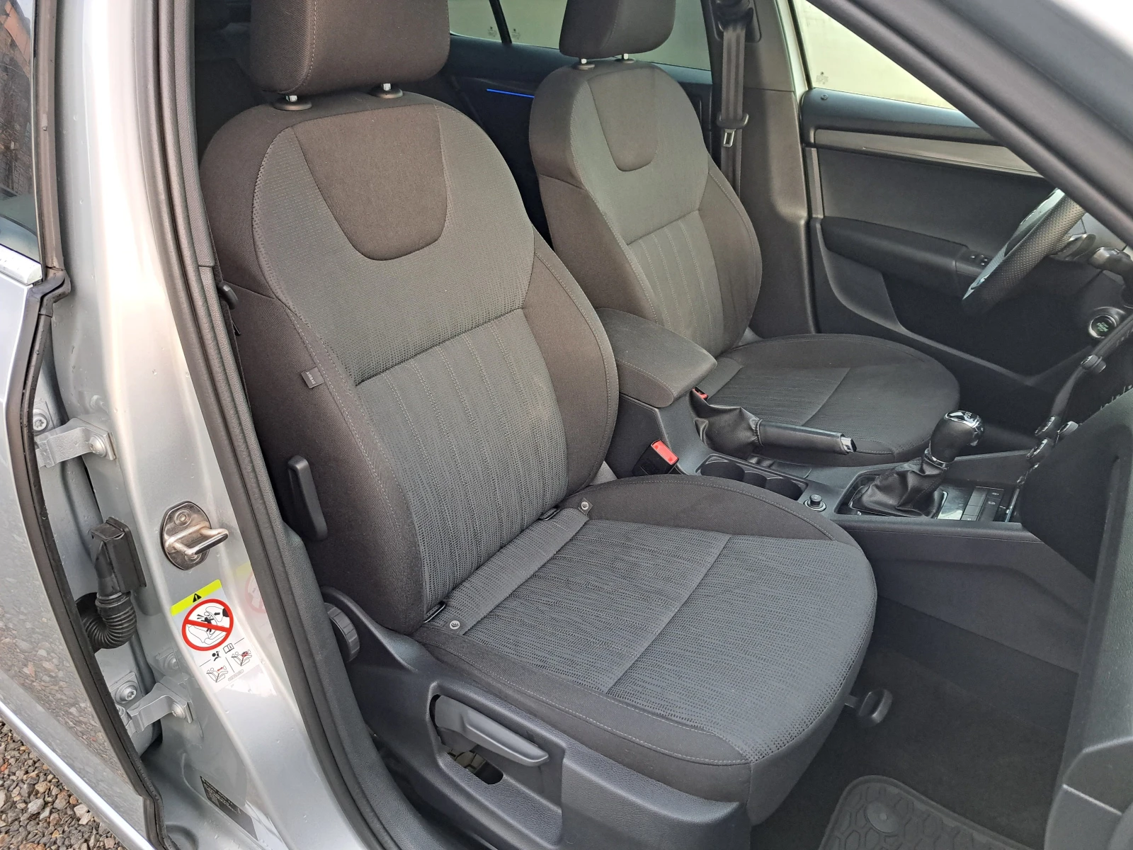 Skoda Octavia 2.0TDI* DSG* �����* NAVI* LED* ������* ��������    | Mobile.bg � ����������� 9