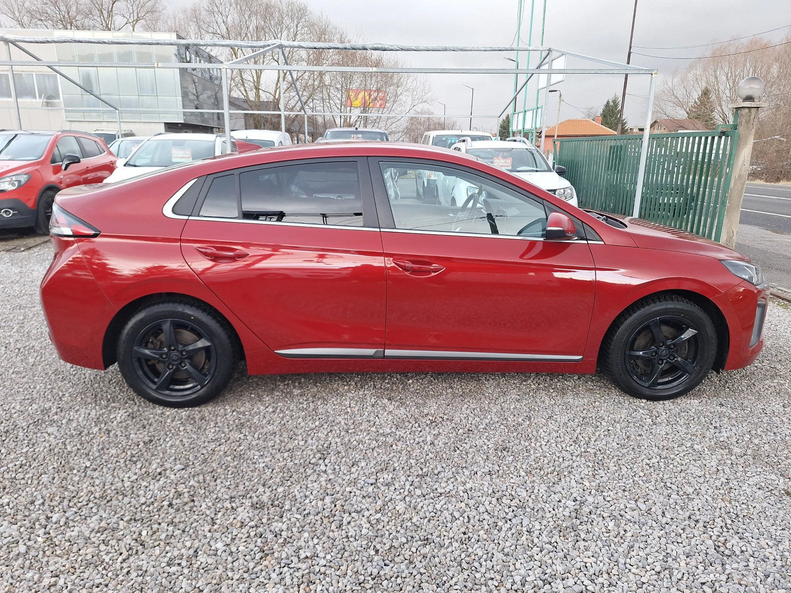 Hyundai Ioniq  1.6 Gdi Plug-In Hybrid! | Mobile.bg � ����������� 2