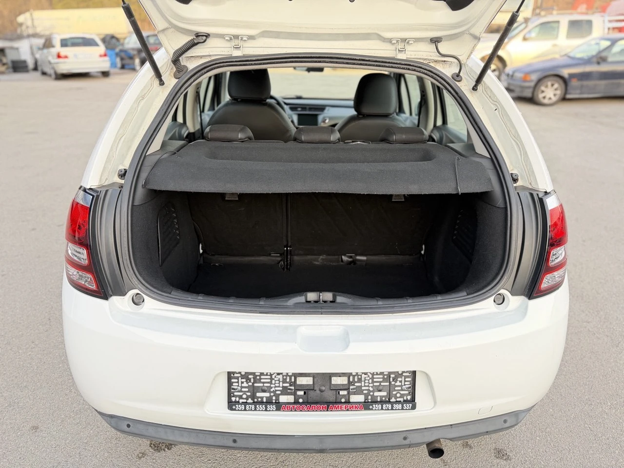 Citroen C3 1.2i AUTOMATIC NAVI, снимка 16 - Автомобили и джипове - 53713283