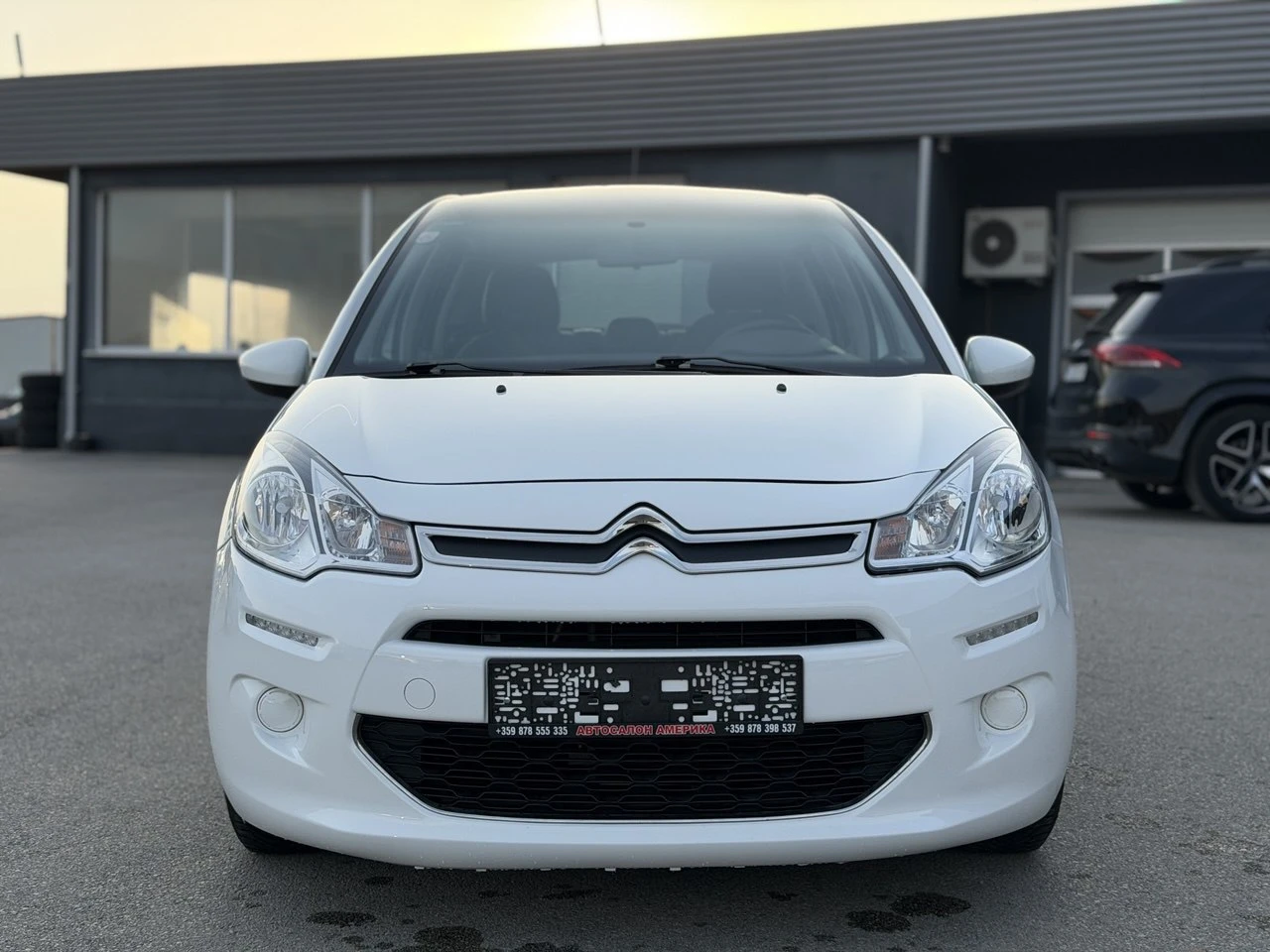 Citroen C3 1.2i AUTOMATIC NAVI, снимка 2 - Автомобили и джипове - 53713283