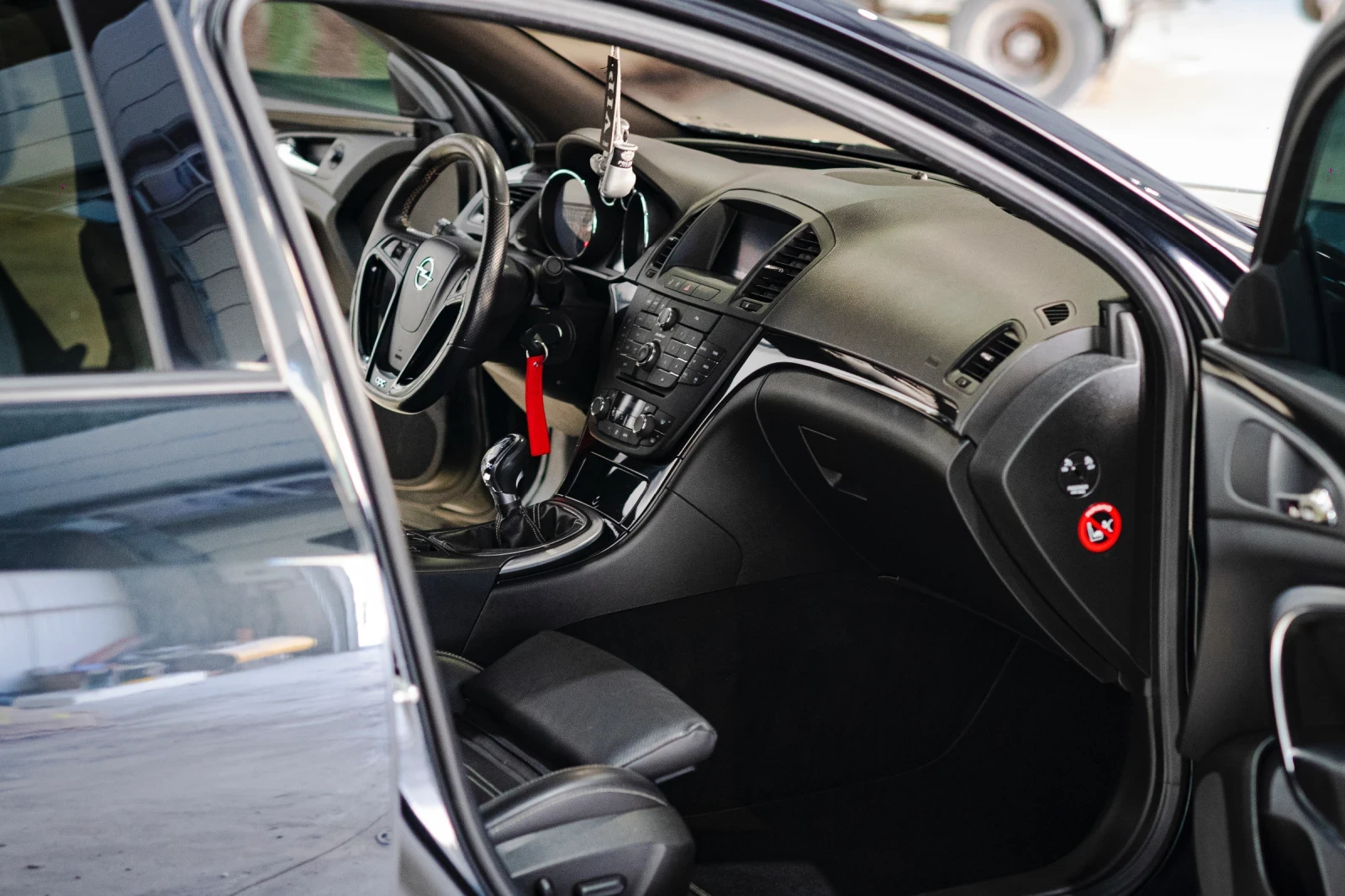 Opel Insignia FULL OPC 4X4 РЪЧКА, снимка 6 - Автомобили и джипове - 53880700