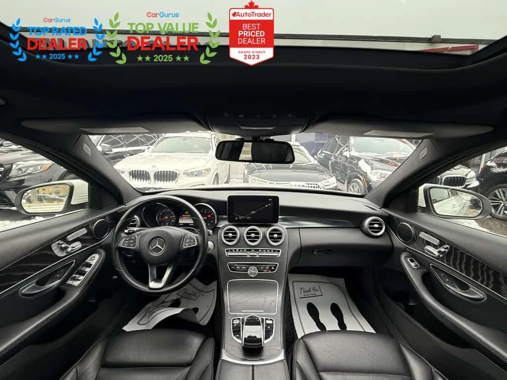 Mercedes-Benz 300 AMG PKG | PANO | NAVI | CARFAX , снимка 10 - Автомобили и джипове - 53976031