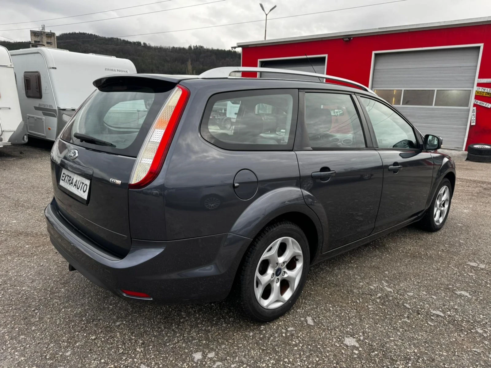 Ford Focus 1.6TDCi, АВТОПИЛОТ, КЛИМАТРОНИК, ТЕГЛИЧ, FULL , снимка 5 - Автомобили и джипове - 54155248