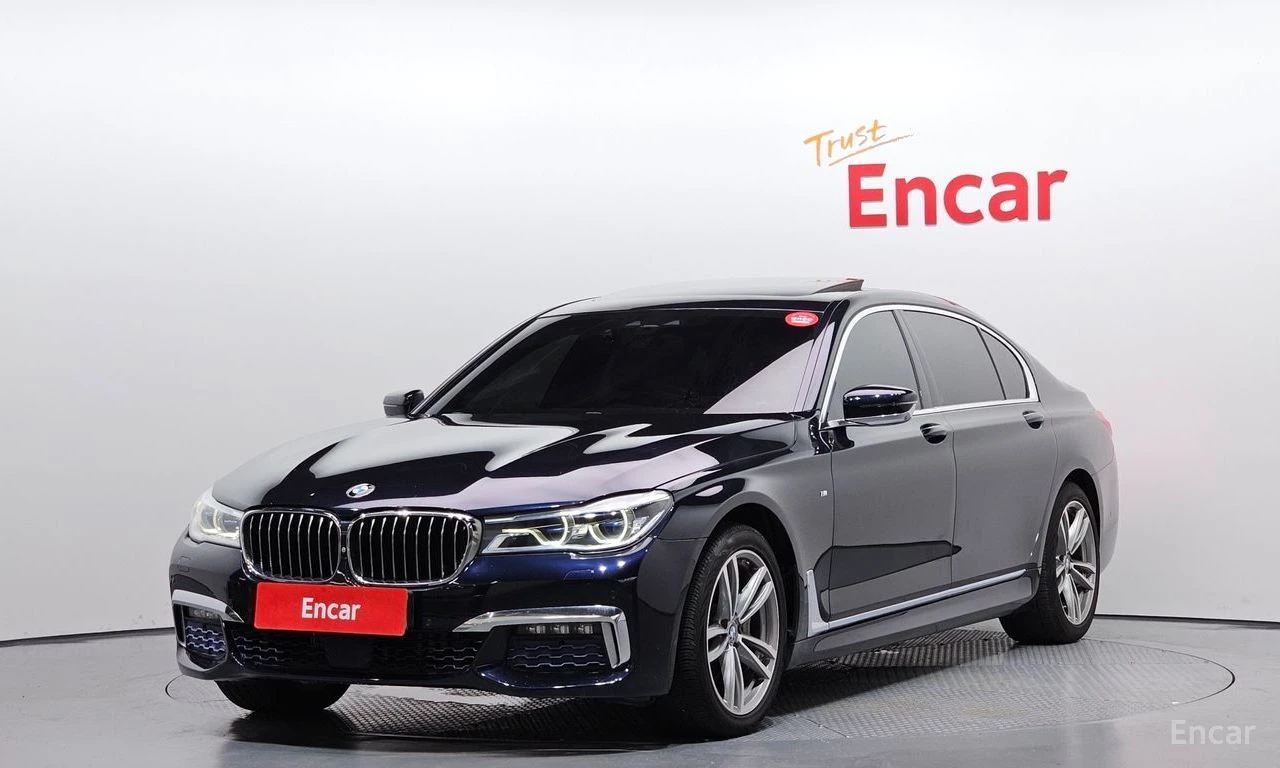 BMW 740 M* SPORT* XDRIVE* ХЕДЪП* ОБДУХВАНЕ* МАСАЖ* ДИСТРОН