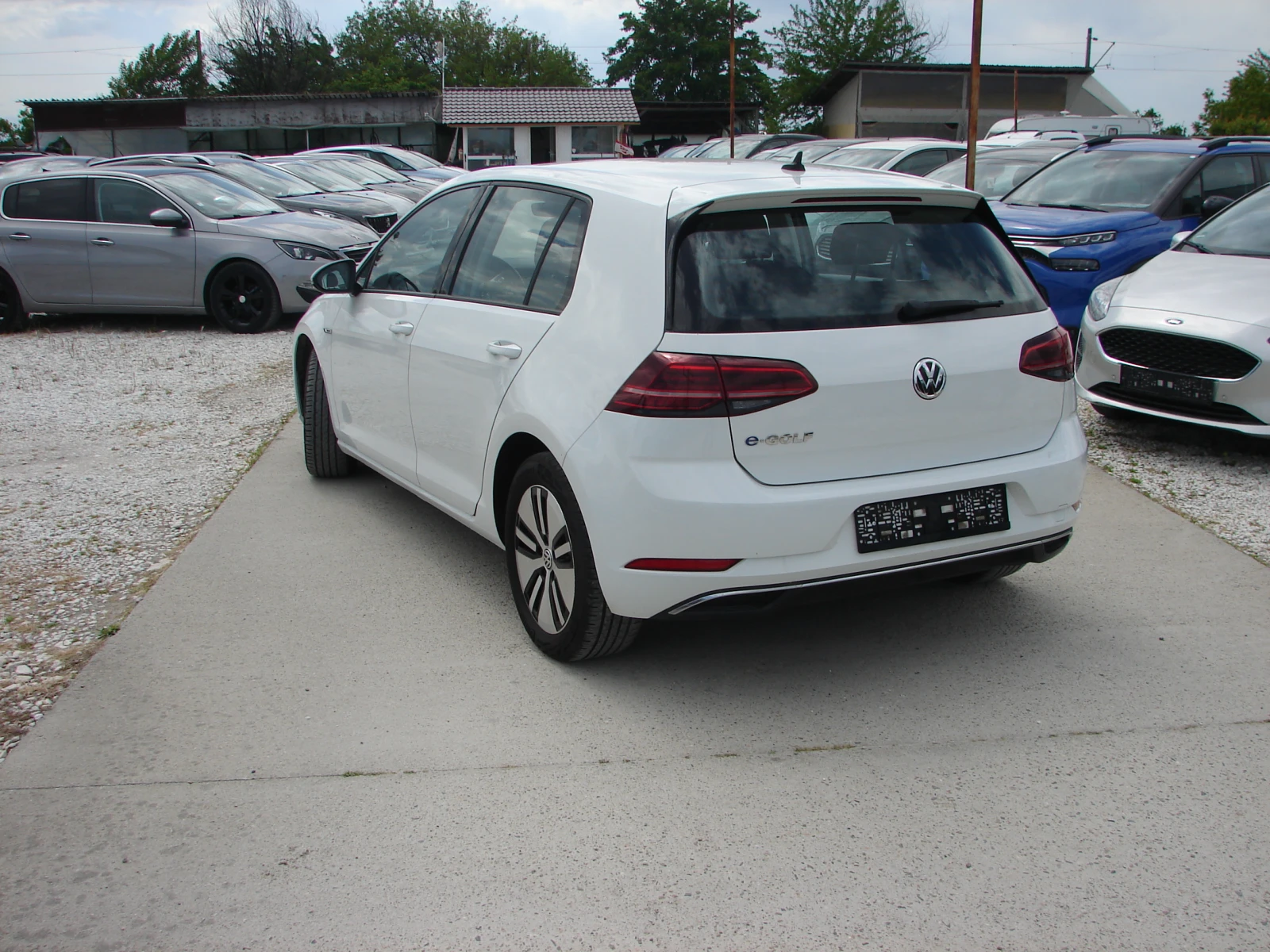 VW Golf 36 kw  digital keyless термопомпа, снимка 4 - Автомобили и джипове - 54573964