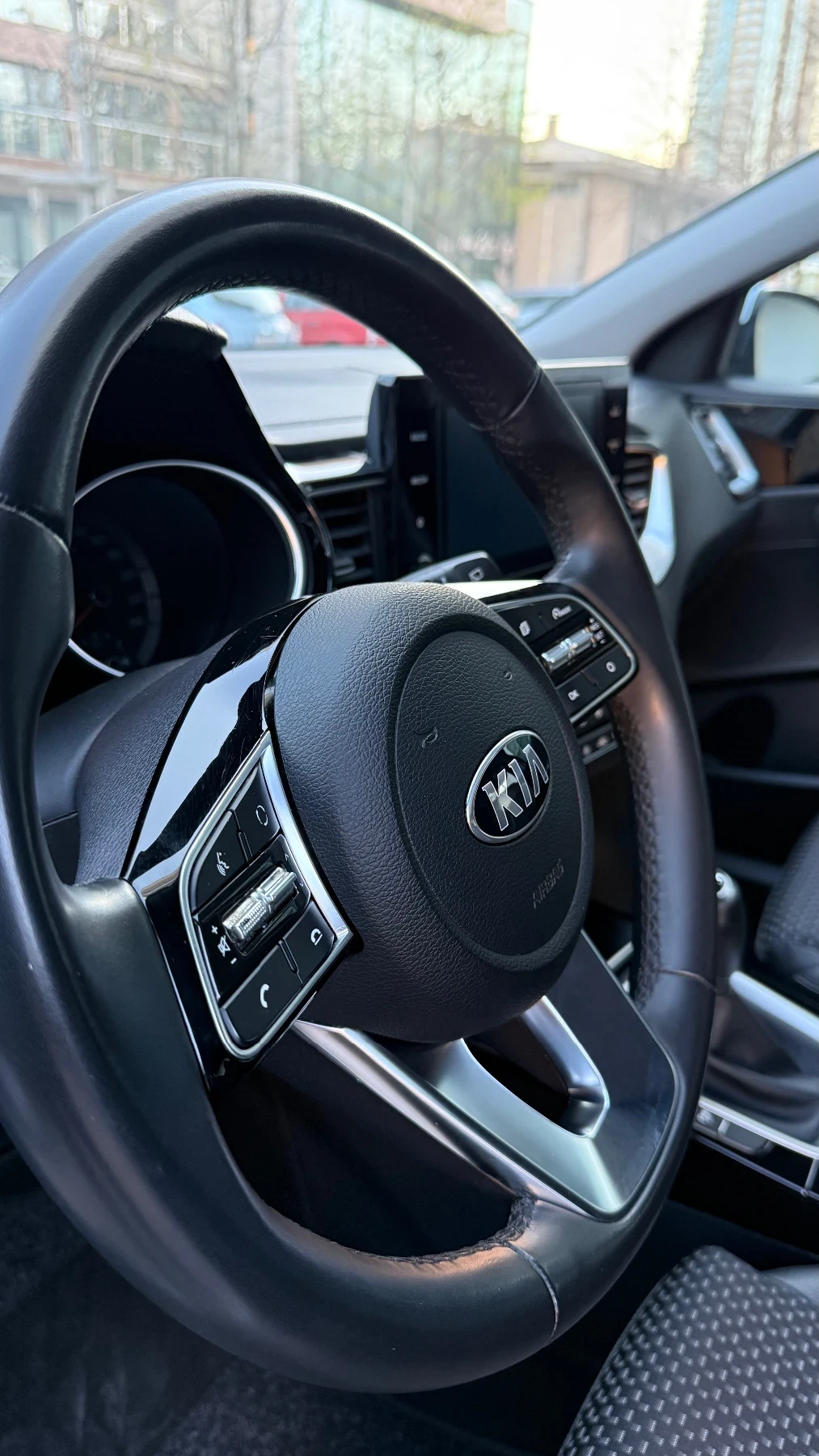 Kia XCeed 1.0 TGDI LPG BRC, снимка 14 - Автомобили и джипове - 54598536