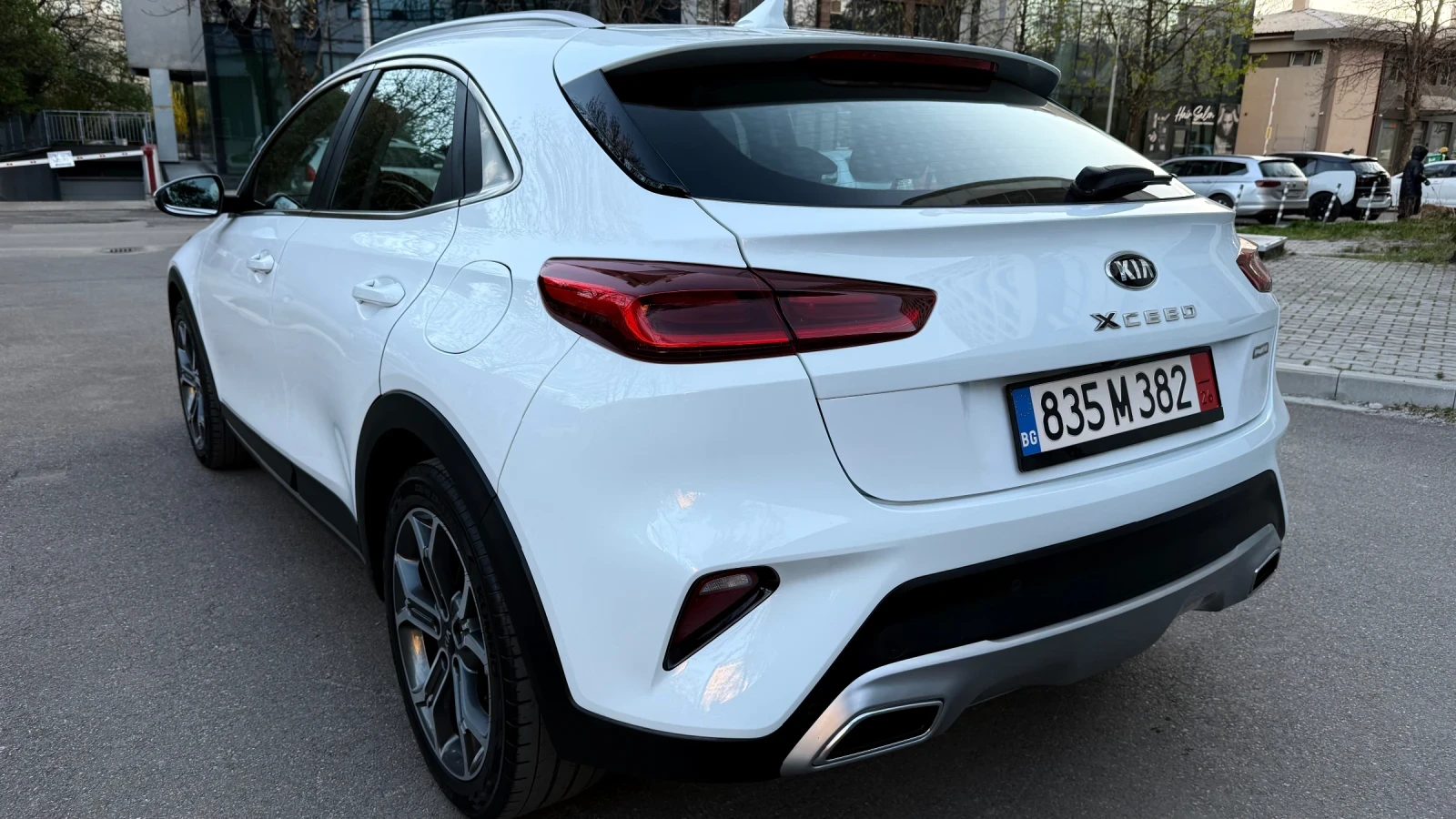 Kia XCeed 1.0 TGDI LPG BRC, снимка 5 - Автомобили и джипове - 54598536