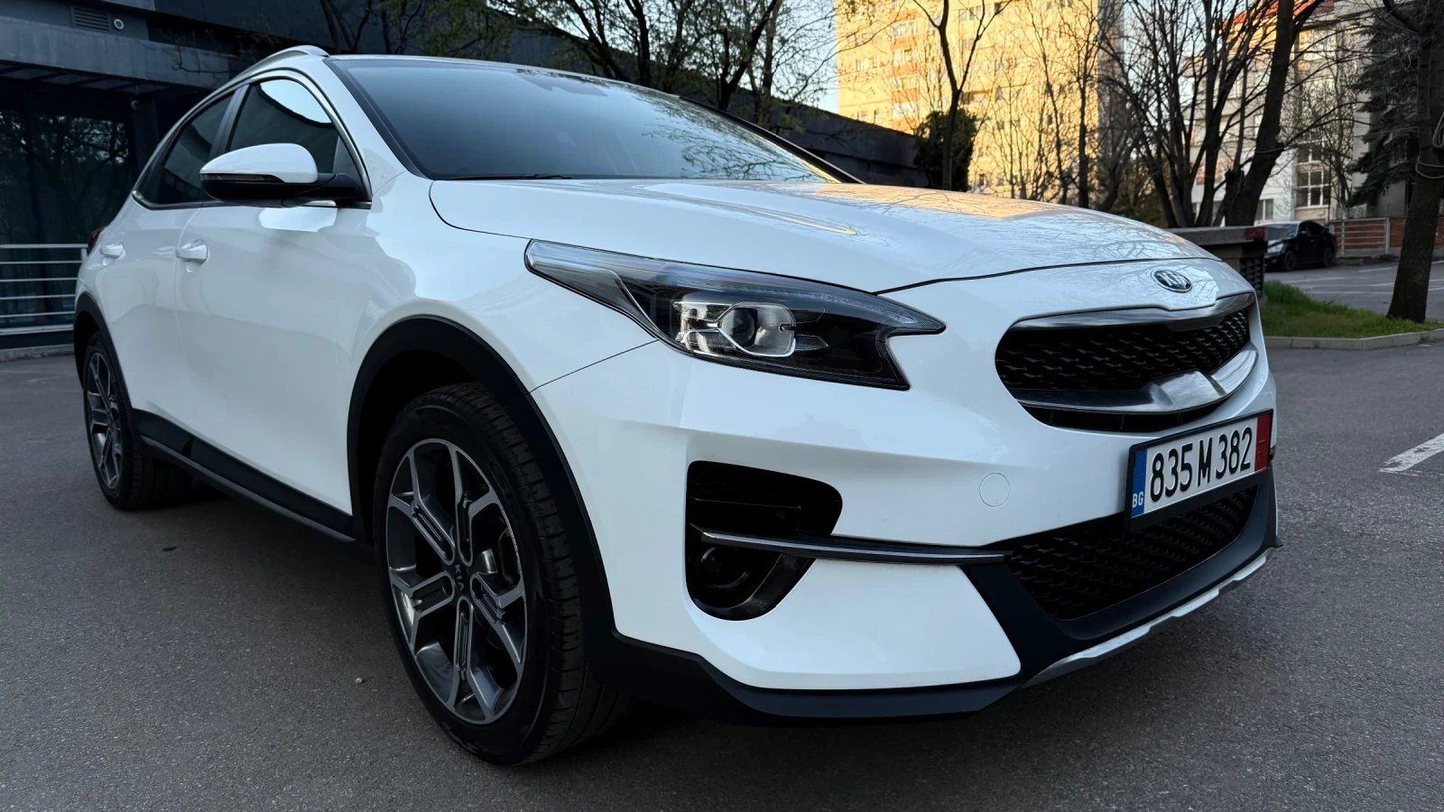 Kia XCeed 1.0 TGDI LPG BRC, снимка 2 - Автомобили и джипове - 54598536