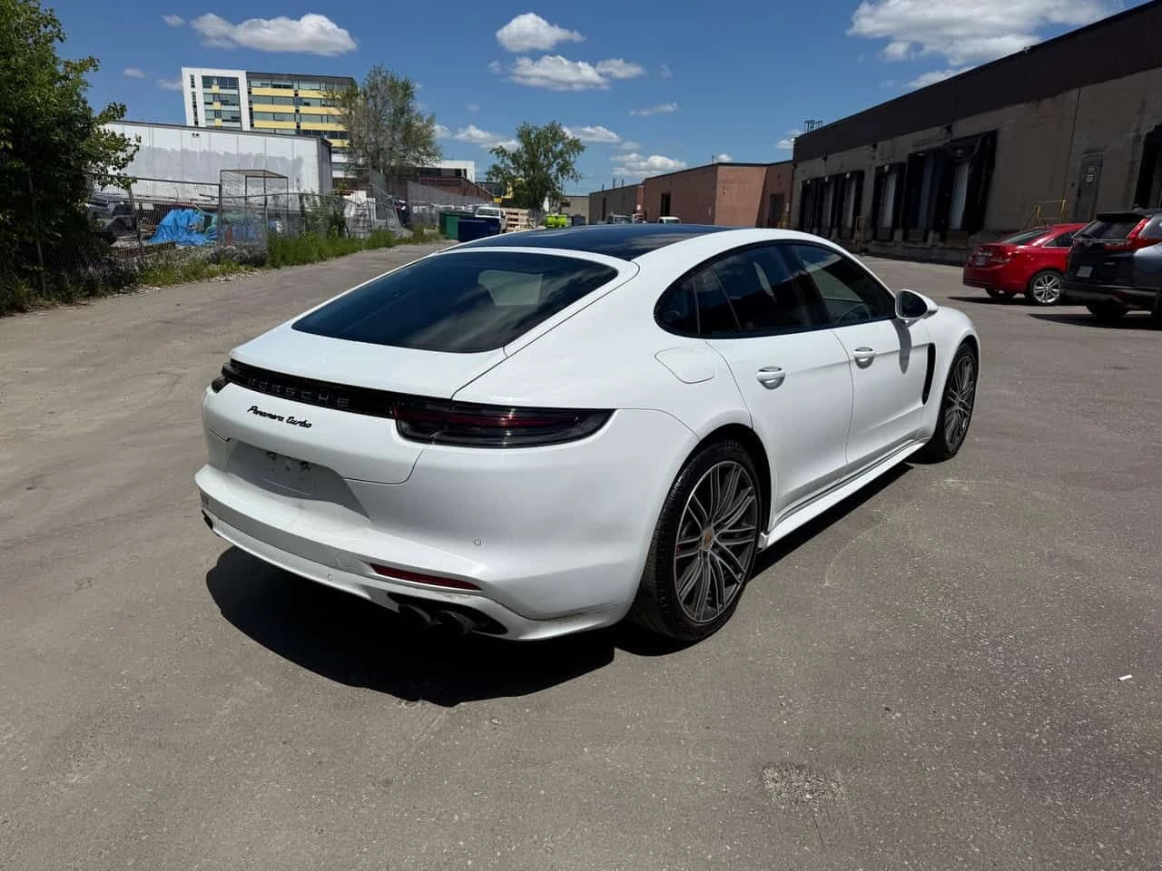 Porsche Panamera Turbo/ОБДУХВАНЕ/ПАНОРАМА/ДИСТРОНИК/360 КАМЕРИ, снимка 11 - Автомобили и джипове - 54796227