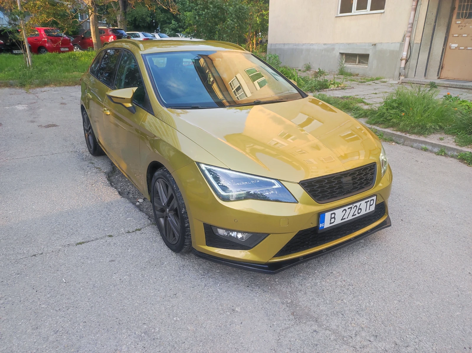 Seat Leon 2.0 Fr, снимка 13 - Автомобили и джипове - 54961806