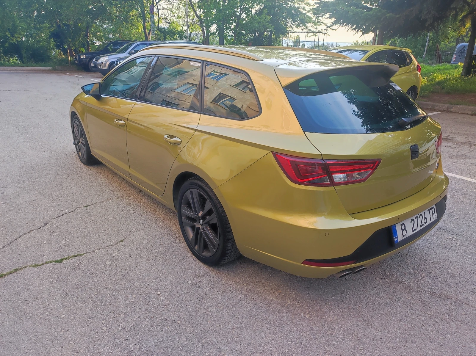 Seat Leon 2.0 Fr, снимка 8 - Автомобили и джипове - 54961806