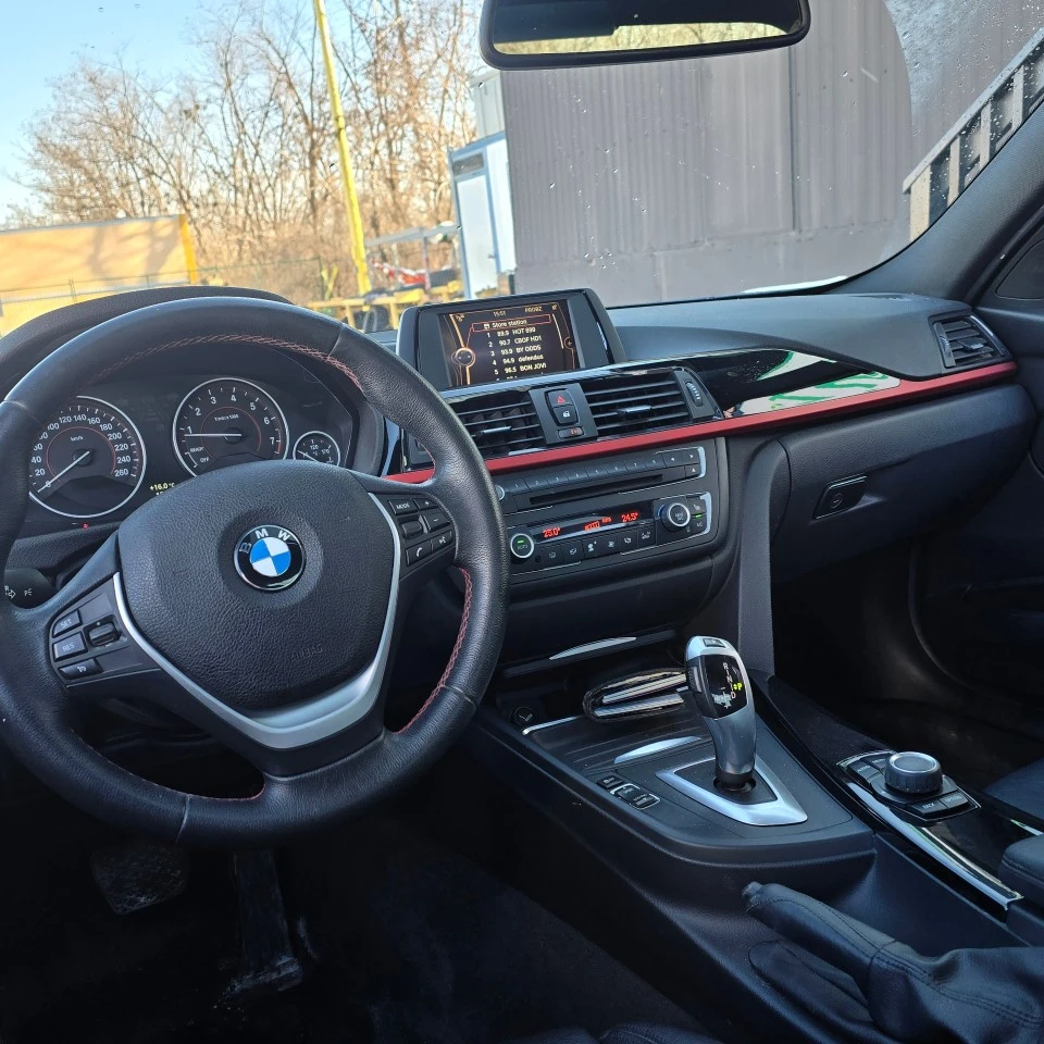 BMW 328 xDrive * АвтоКредит * (ЦЕНА ДО БГ), снимка 9 - Автомобили и джипове - 55511723