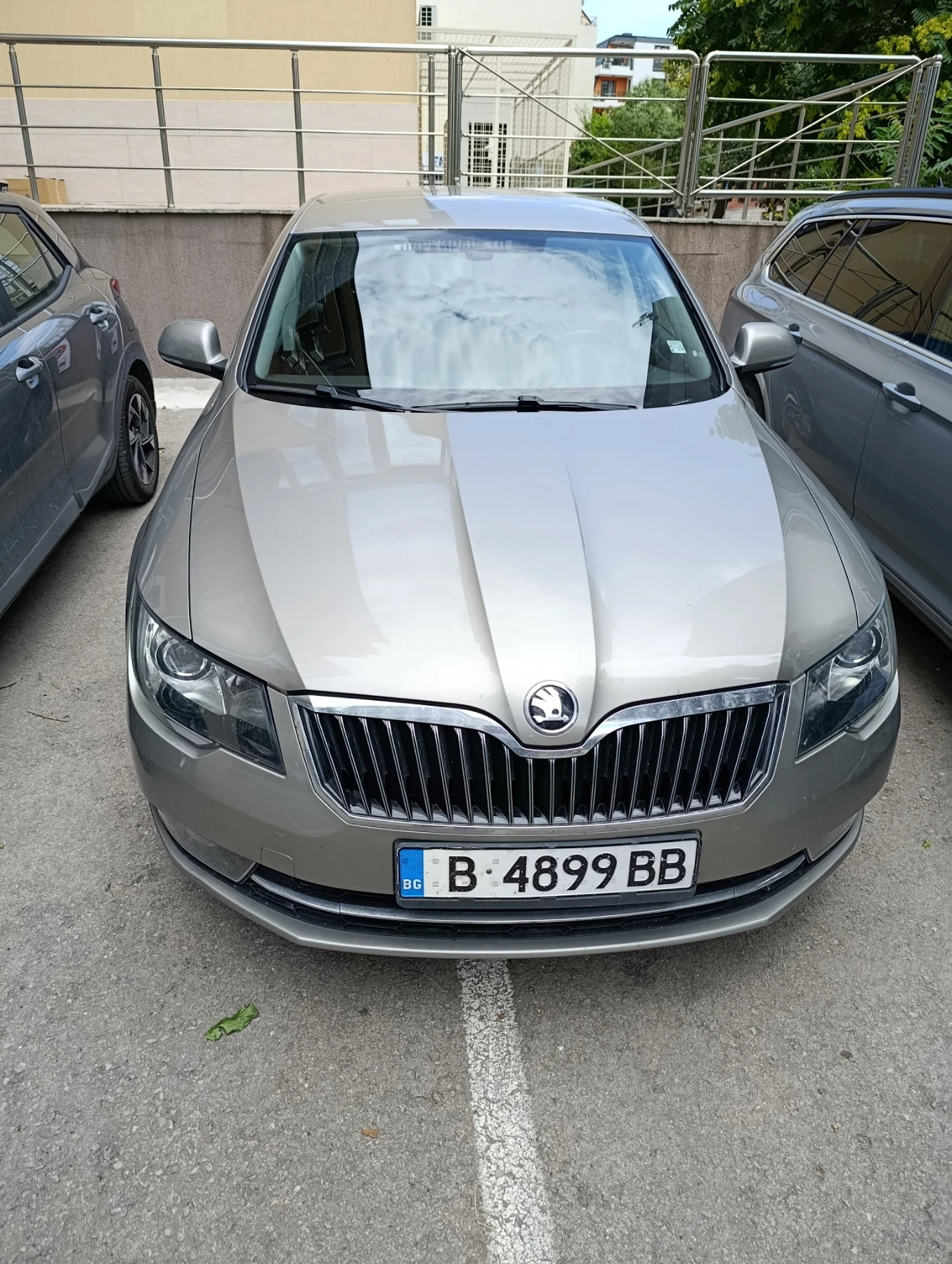 Skoda Superb, снимка 11 - Автомобили и джипове - 55568308