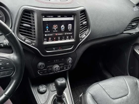 Jeep Cherokee * Trailhawk Elite * CARFAX * БЕЗ ПЪРВОНАЧАЛНА ВНОС, снимка 9