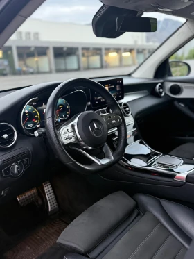Mercedes-Benz GLC 220 AMG//DISTR/360/KEYLESS-GO/DISTR/, снимка 11