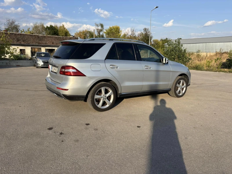 Mercedes-Benz ML 350 3, 5 ДИЗЕЛ , снимка 7 - Автомобили и джипове - 47323361