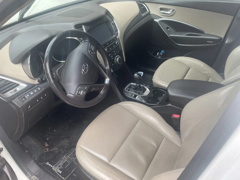 Hyundai Santa fe 2.2 CRDI, снимка 4 - Автомобили и джипове - 48680779