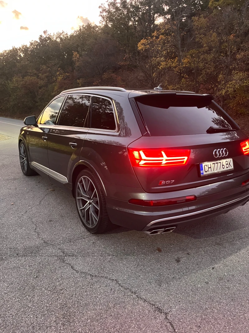 Audi SQ7, снимка 4 - Автомобили и джипове - 52427110