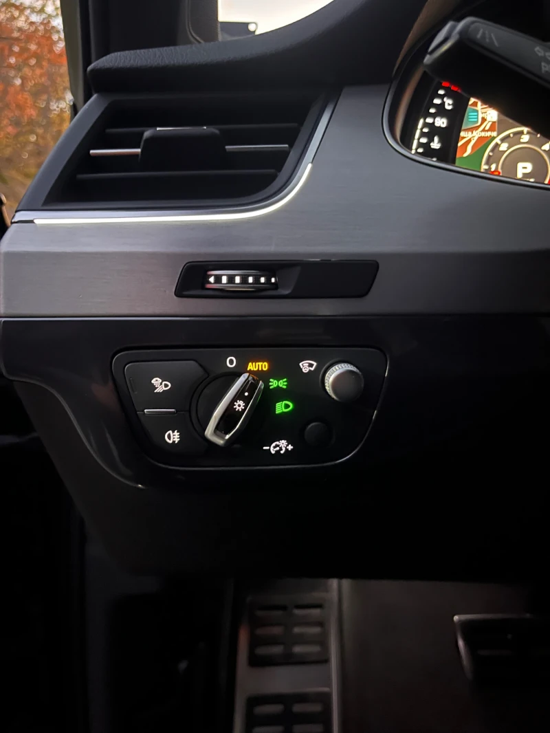 Audi SQ7, снимка 13 - Автомобили и джипове - 52427110