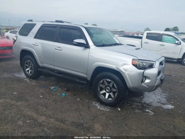 Toyota 4runner TRD OFF ROAD PREMIUM - изображение 3