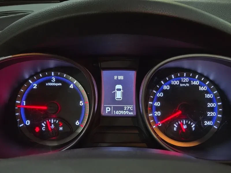 Hyundai Santa fe 2.0 4WD MODERN, снимка 10 - Автомобили и джипове - 55800779