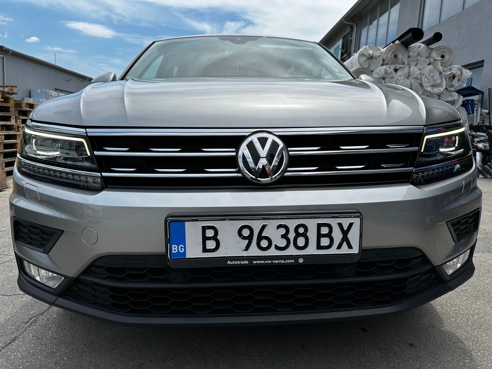 VW Tiguan  - изображение 2