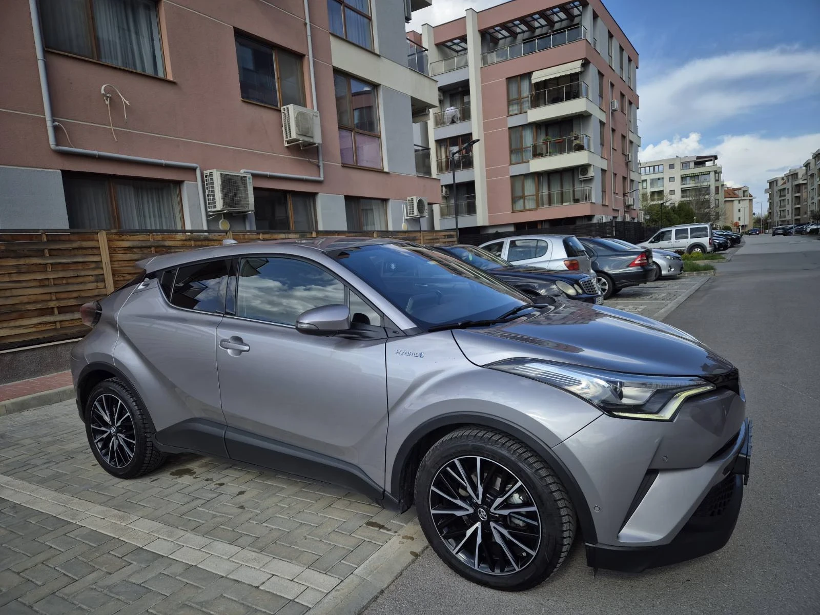 Toyota C-HR  - изображение 2