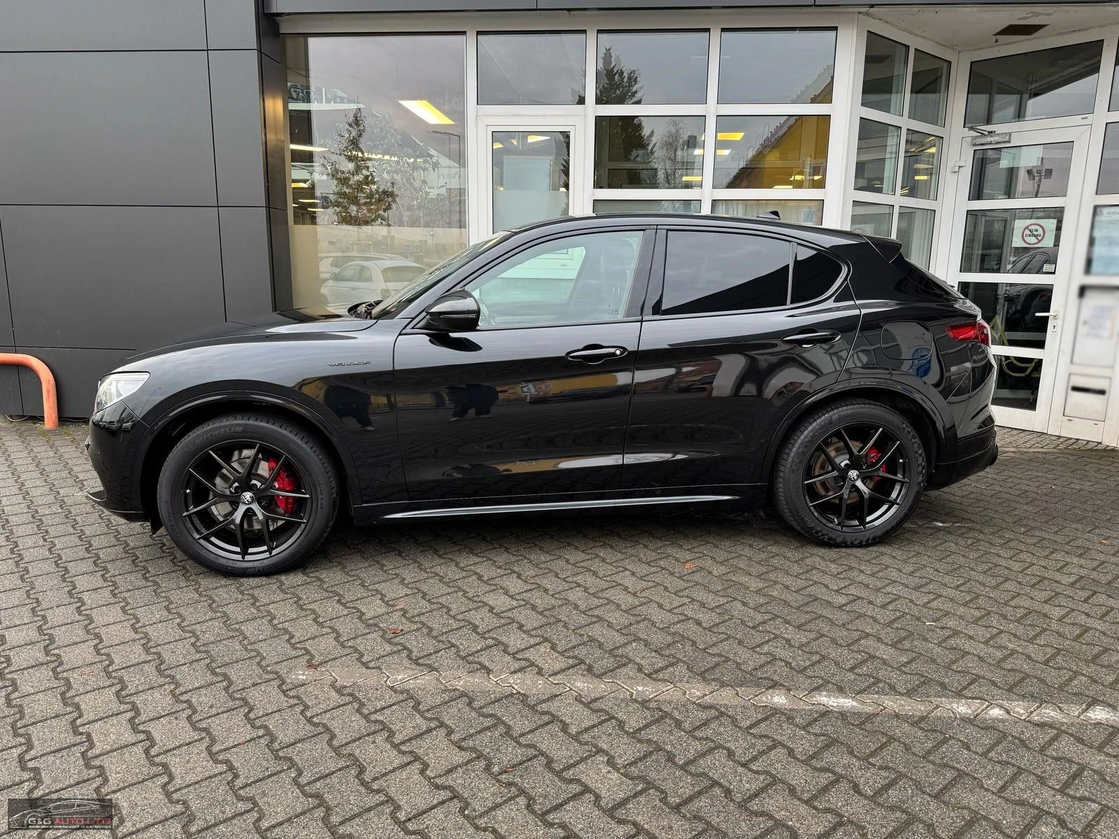 Alfa Romeo Stelvio 2.0/280HP/TURBO/16V/VELOCE/AT8-Q4/CAM/AMBI/274v - изображение 3