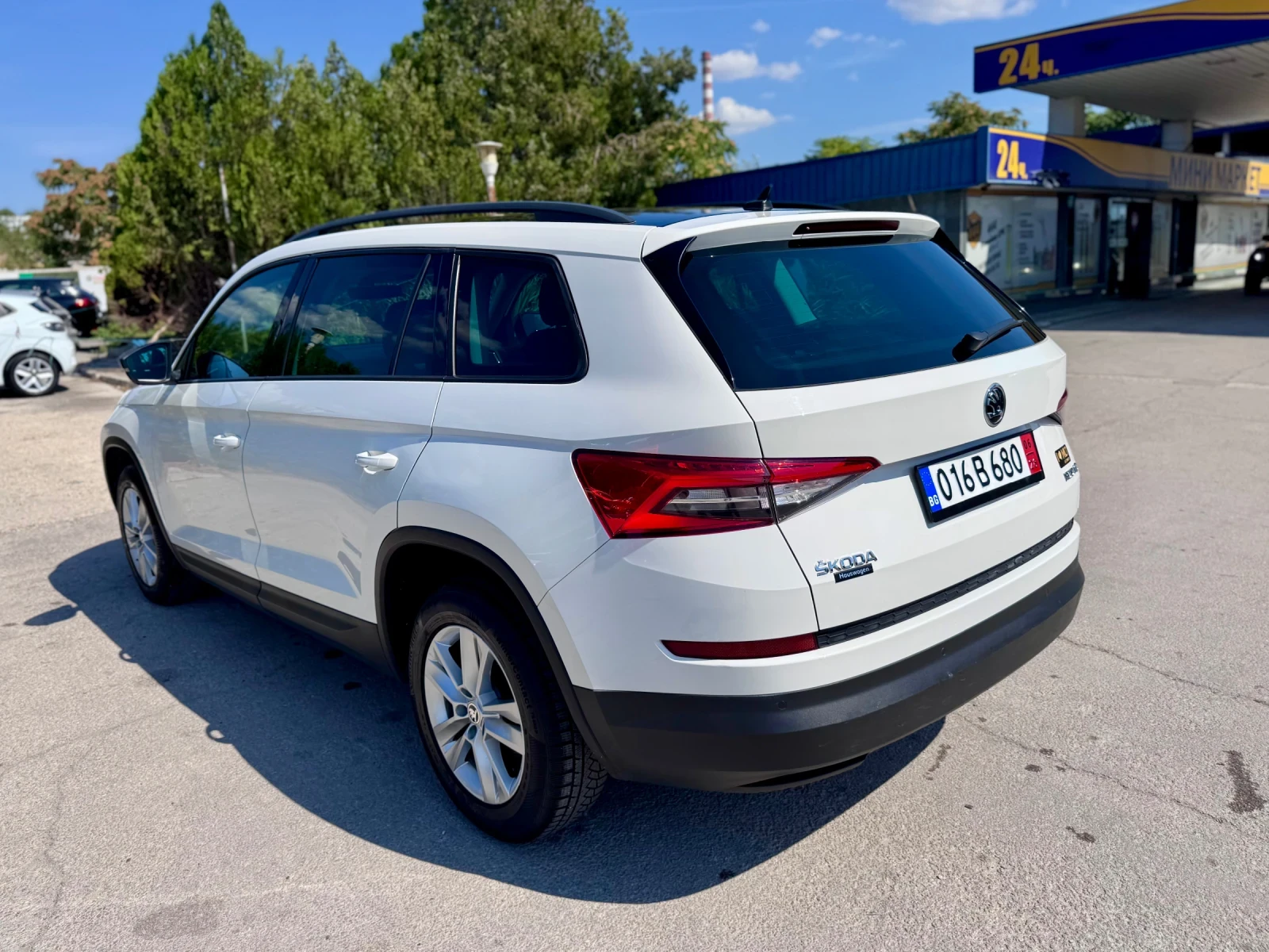 Skoda Kodiaq 2.0TDI 150HP 7местен - изображение 6