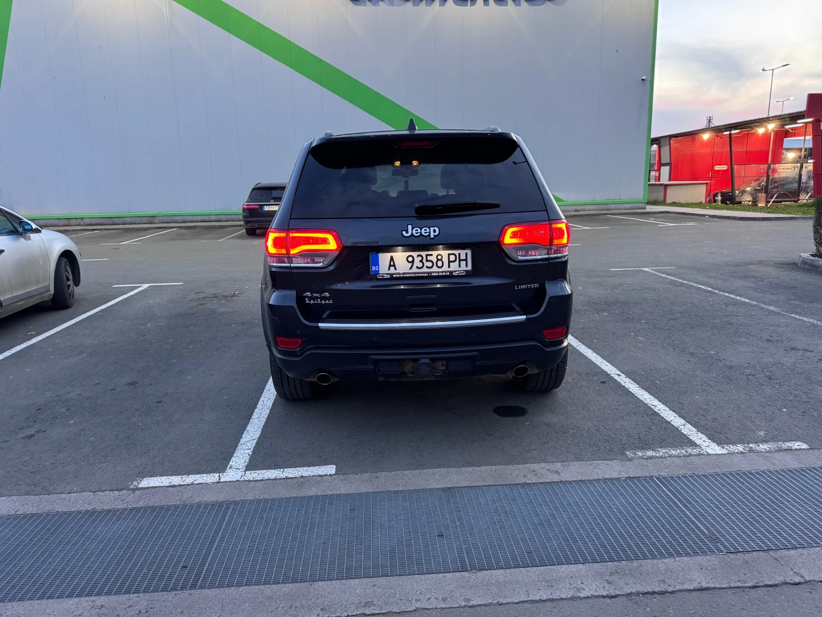 Jeep Grand cherokee, снимка 4 - Автомобили и джипове - 54083685