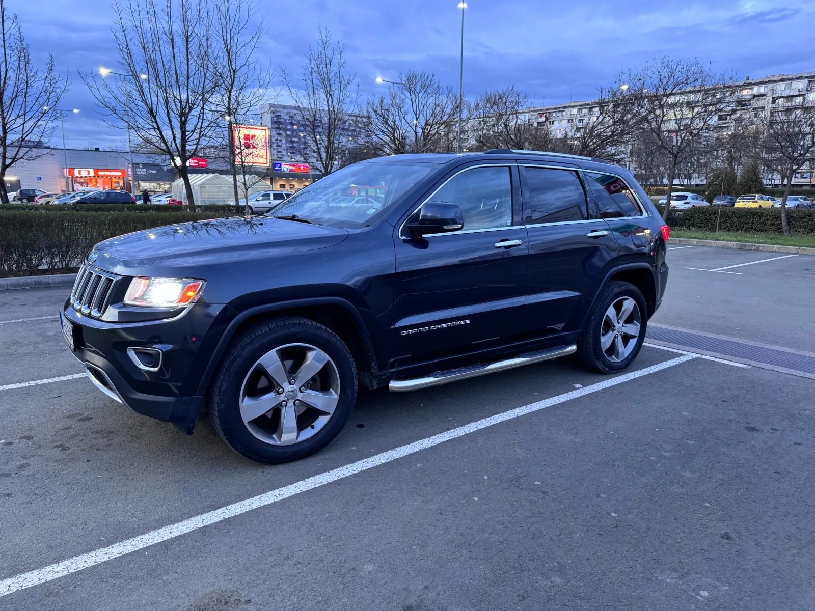 Jeep Grand cherokee, снимка 5 - Автомобили и джипове - 54083685