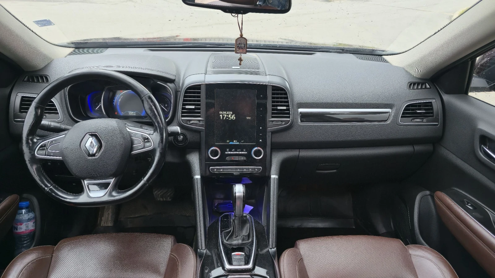 Renault Koleos, снимка 10 - Автомобили и джипове - 54095474