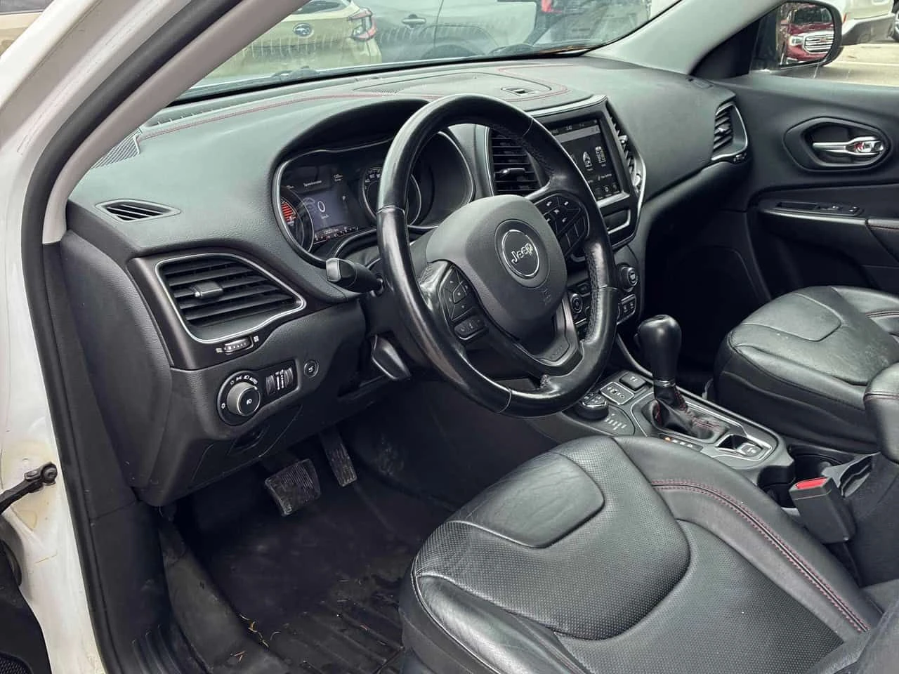 Jeep Cherokee * Trailhawk Elite * CARFAX * БЕЗ ПЪРВОНАЧАЛНА ВНОС, снимка 5 - Автомобили и джипове - 54227476