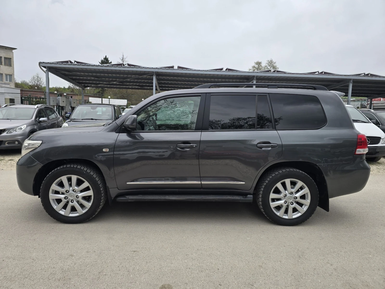 Toyota Land cruiser 4.5D-4D 286�.� FULL  | Mobile.bg � ����������� 7