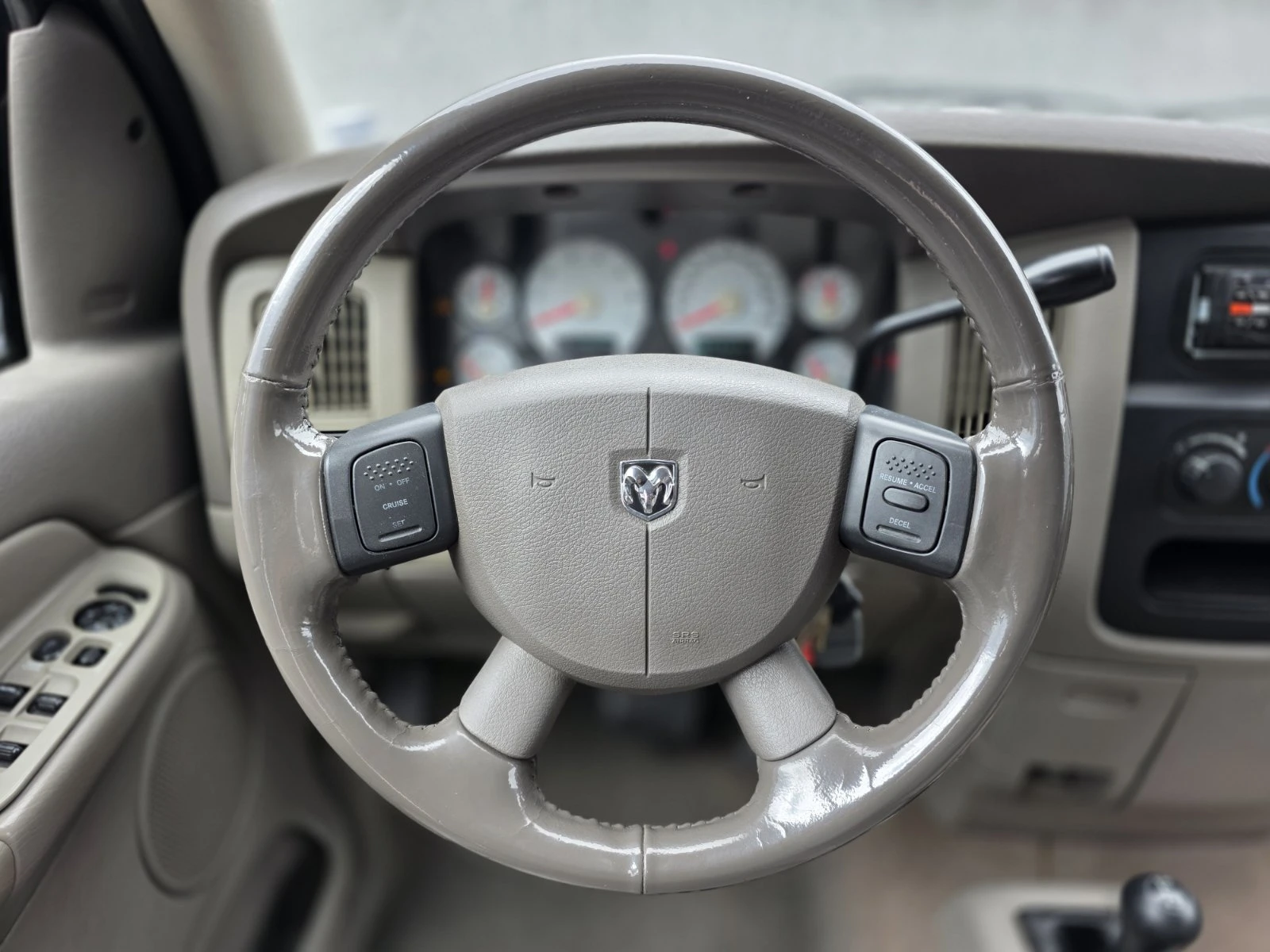Dodge RAM 1500 5.7L V8 HEMI SLT THUNDER ROAD, снимка 12 - Автомобили и джипове - 54562307