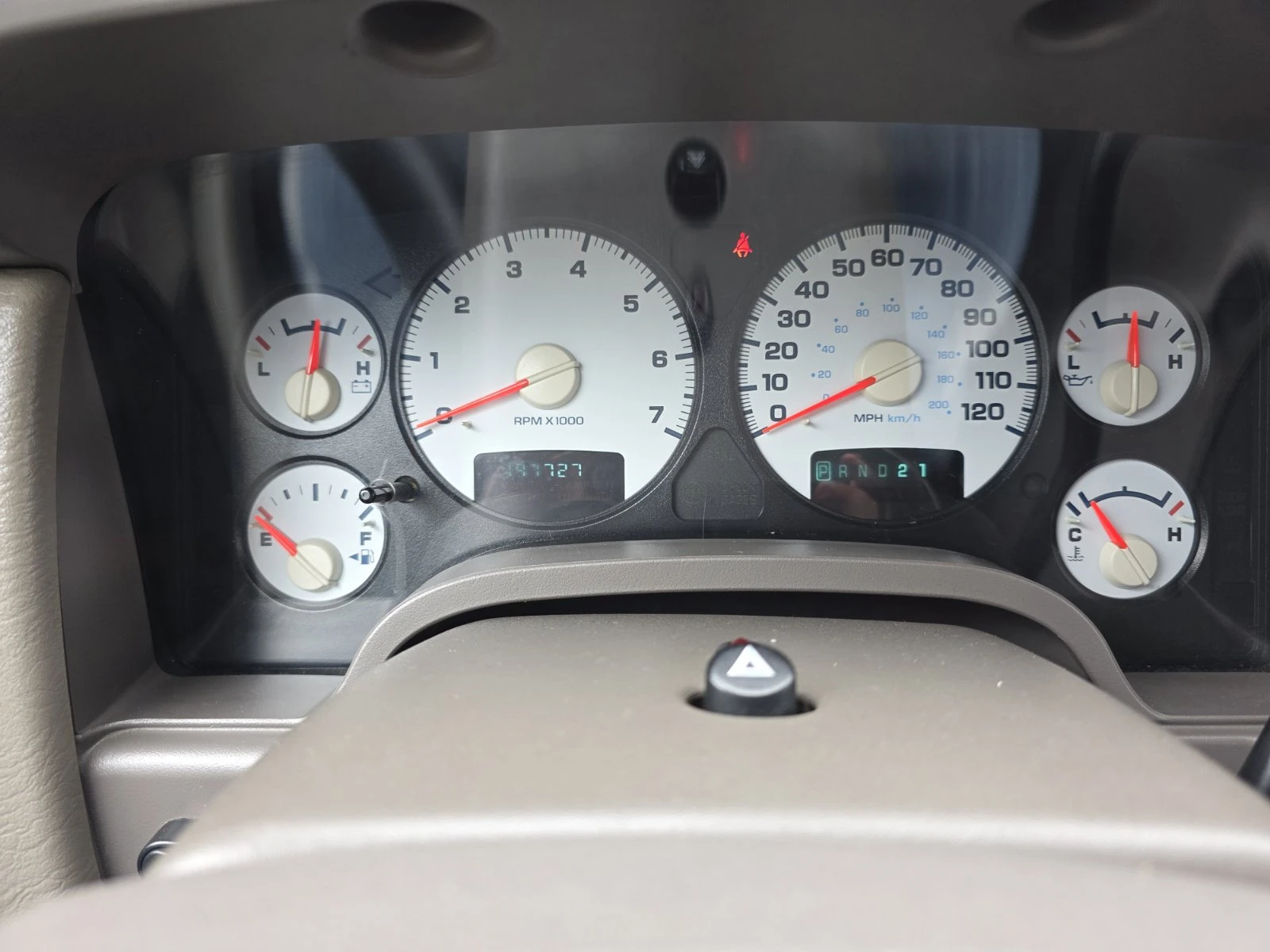 Dodge RAM 1500 5.7L V8 HEMI SLT THUNDER ROAD, снимка 13 - Автомобили и джипове - 54562307