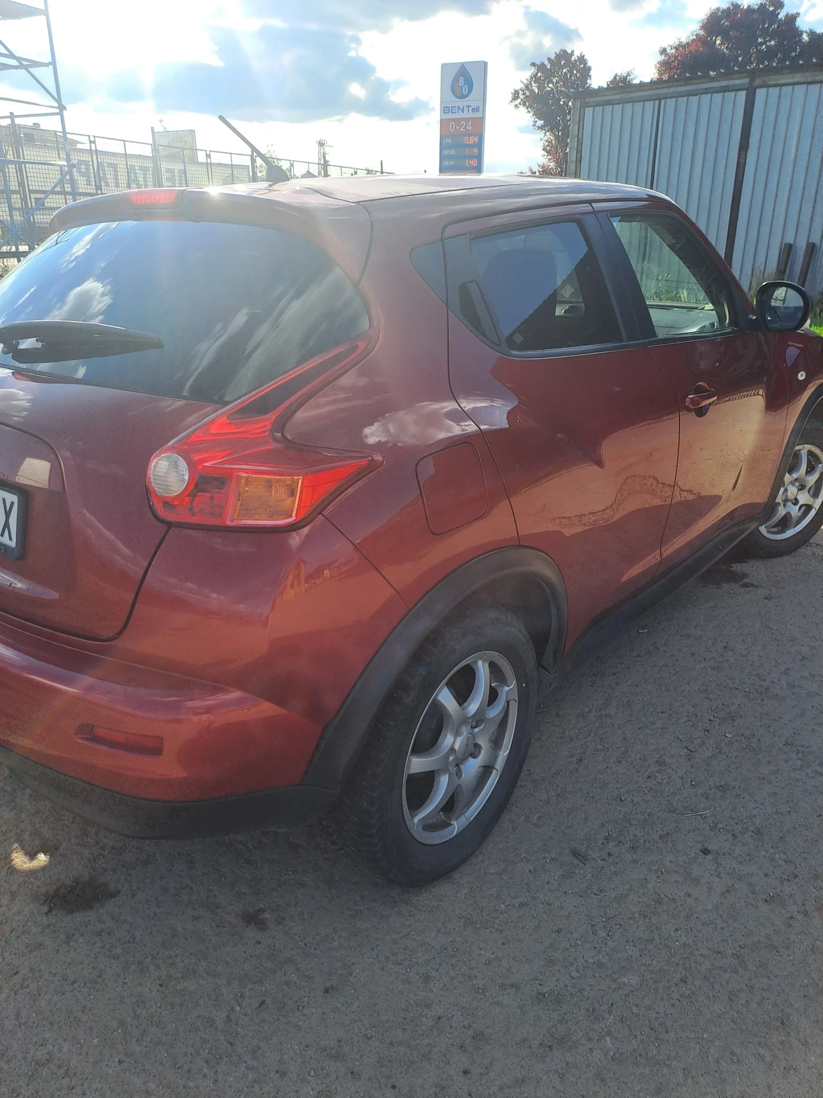 Nissan Juke, снимка 14 - Автомобили и джипове - 55082698