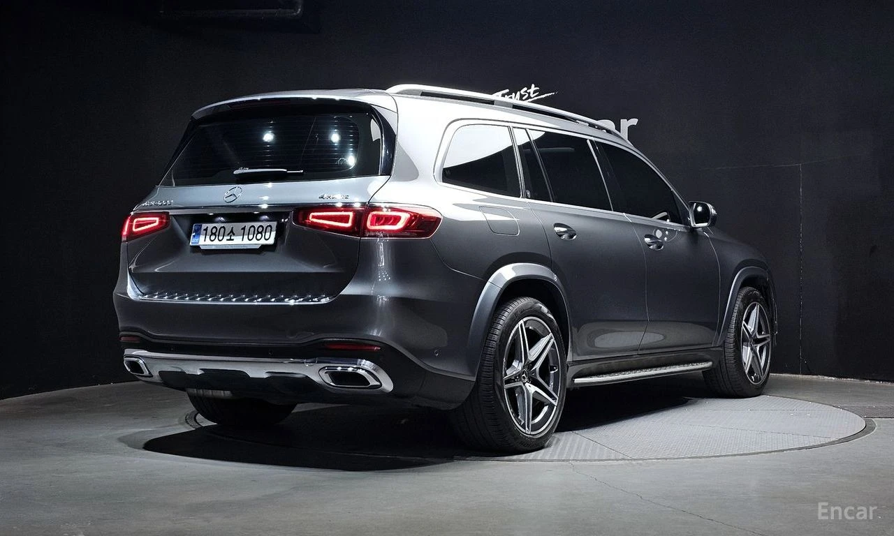 Mercedes-Benz GLS 400 AMG* LINE* BURMESTER* ОБДУХВАНЕ* ДИСТРОНИК* МАСАЖ*, снимка 2 - Автомобили и джипове - 55727690