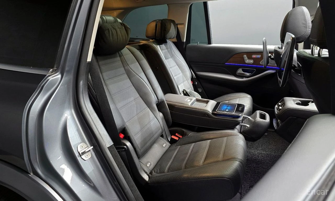Mercedes-Benz GLS 400 AMG* LINE* BURMESTER* ОБДУХВАНЕ* ДИСТРОНИК* МАСАЖ*, снимка 15 - Автомобили и джипове - 55727690