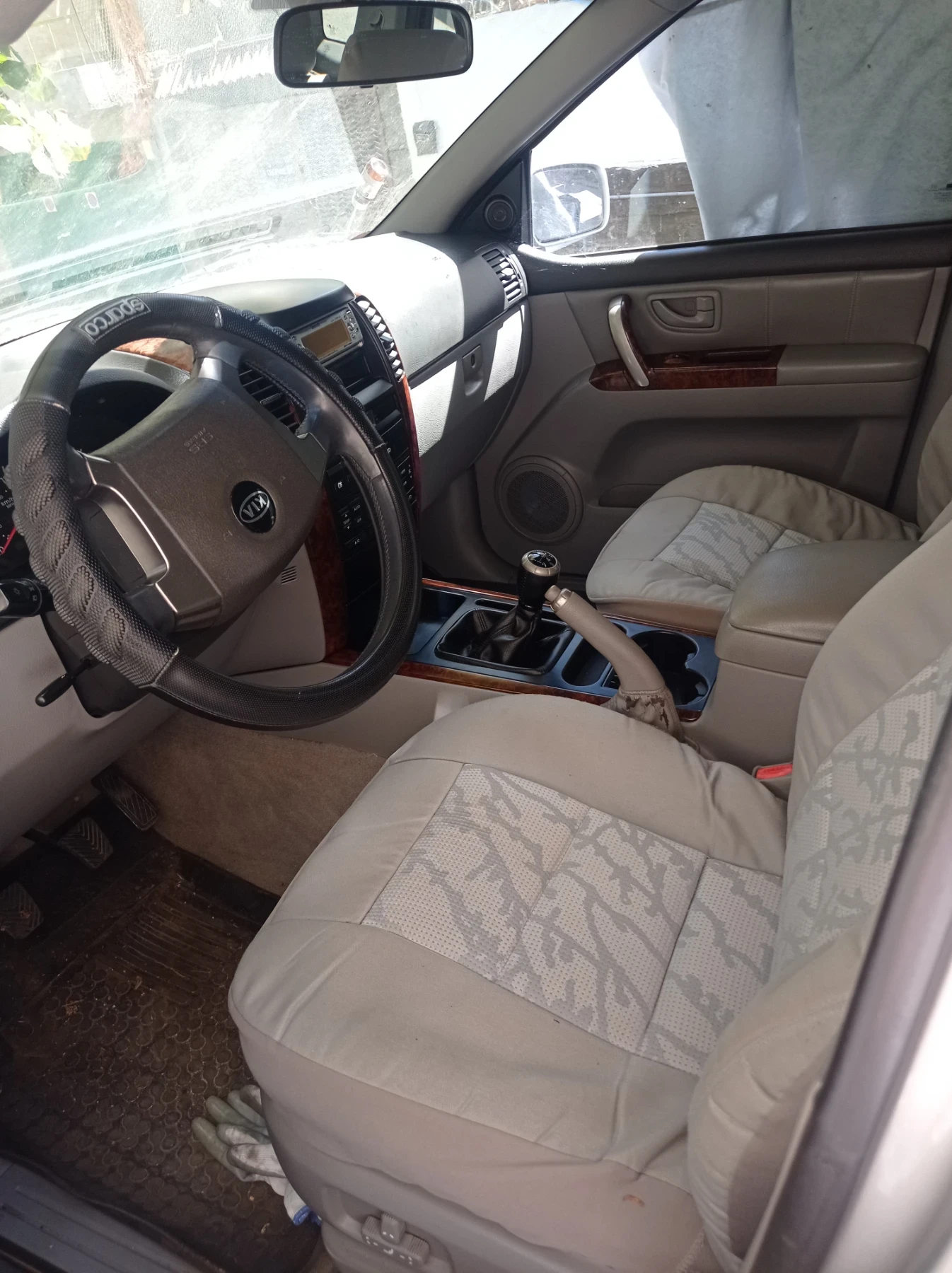 Kia Sorento, снимка 3 - Автомобили и джипове - 56064553
