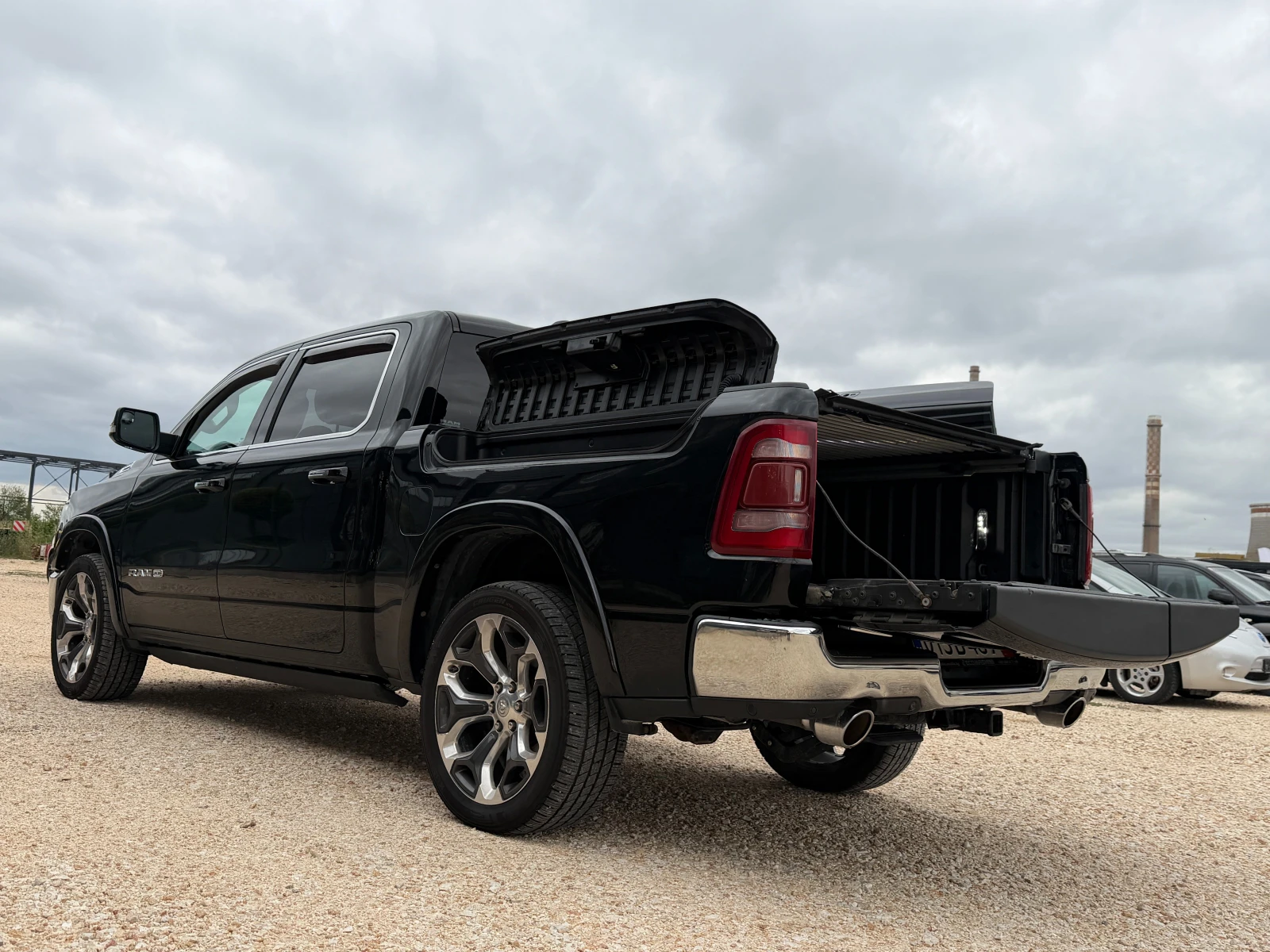 Dodge RAM 1500 5.7 HEMI* LARAMIE-LongHorn* , Full, снимка 9 - Автомобили и джипове - 56238556
