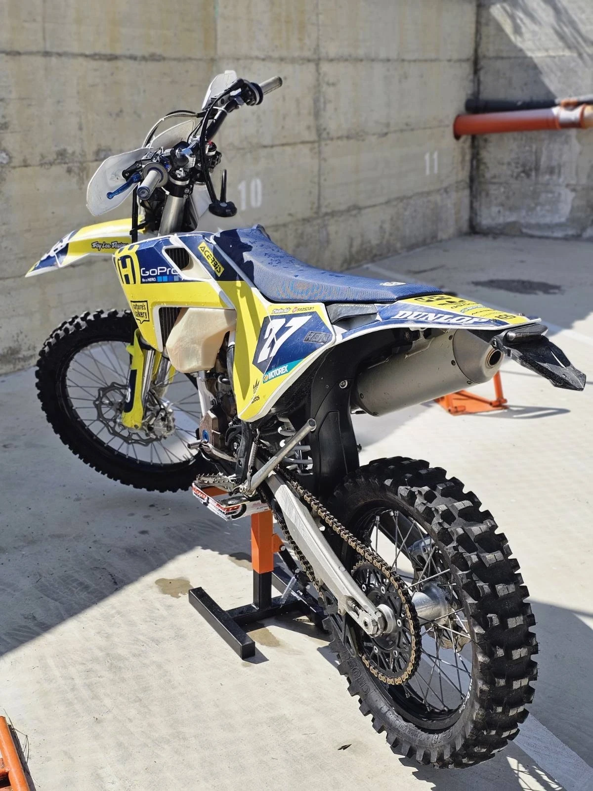 Husqvarna 250  - изображение 2